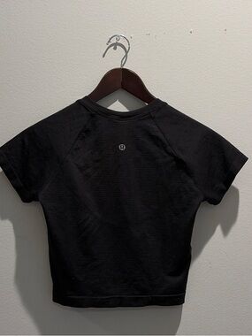 lululemon athletica Black Swiftly Tech 2.0 Short Sleeve Tee